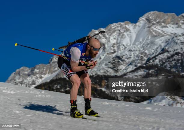 Daniel Mesottitsch läuft in kurzer Hose und Trikot waehrend dem 20km Einzelrennen der Herren bei der IBU Biathlon Weltmeisterschaft am 16. Februar...