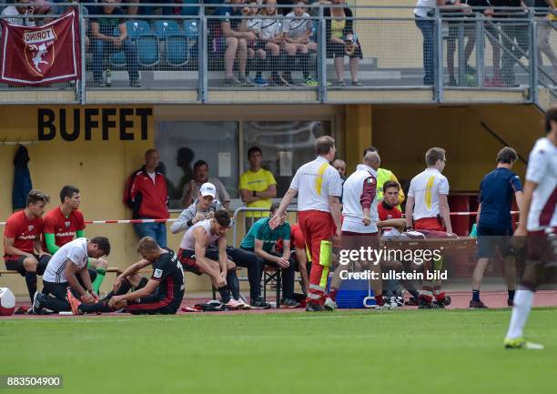 Nach dem Verletzung wird Lukas Hinterseer behandelt und Cristian Molinaro auf der Trage abtransportiert waehrend dem Fussball Testspiel FC Ingolstadt...