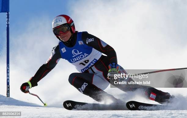 Sportlerin, Ski Alpin; Österreich Weltcup in Sölden, Riesenslalom: in Aktion