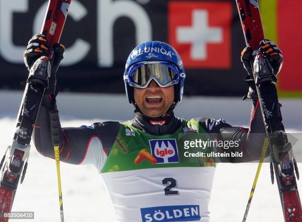 Sportler, Ski Alpin; Österreich Weltcup - Riesenslalom in Sölden, Österreich: Jubelt über den Sieg