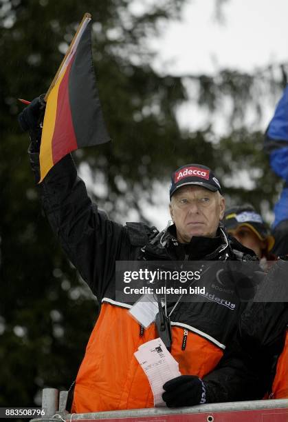 Trainer, Skispringen; D Bundestrainer der Skispringer Vierschanzentournee 2001/2002 Qualifikation Skispringen in Oberstdorf