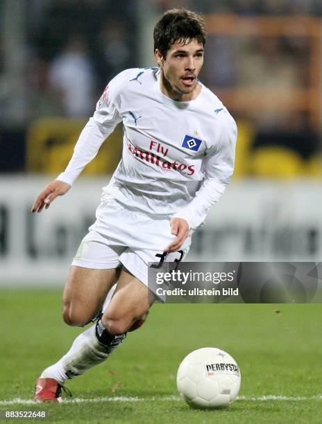 Benny FEILHABER - Mittelfeldspieler, Hamburger SV, USA/Österreich: in Aktion am Ball