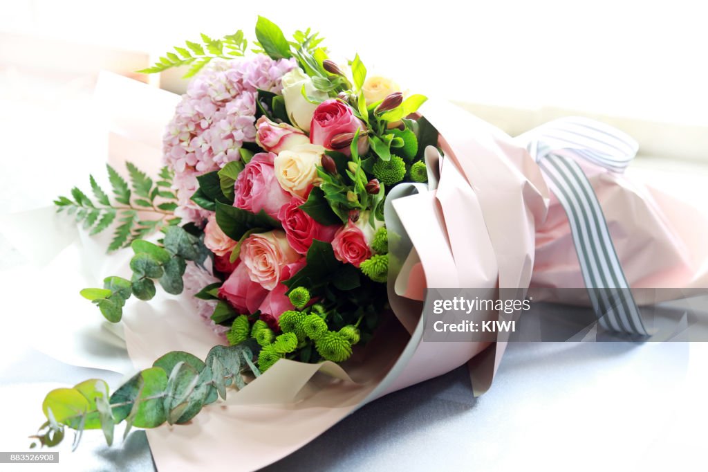 A beautiful bouquet of flowers