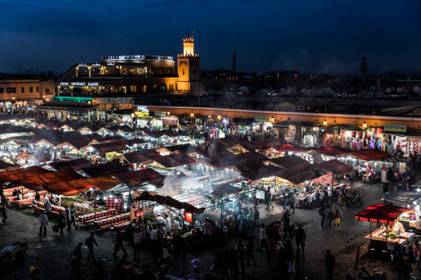 Marokko, Marrakesch, Djemaa el Fna, Marktplatz, Uebersicht, Eßstaende < englisch> Morocco, Marrakesh, Djemaa el Fna, market square, overview, at night