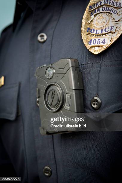 Officer of the San Diego Police Department wearing TASER?s AXON body-cam.