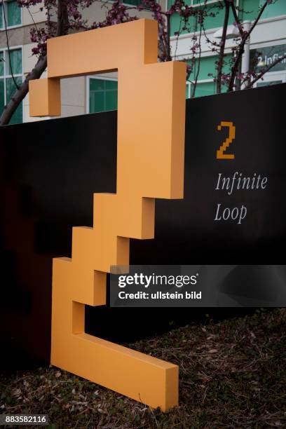 Infinity Loop Apple Apple Infinite Loop Photos and Premium High Res Pictures - Getty Images