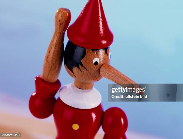Photo Pinokio 94 Pinocchio Doll Stock Photos, High-Res Pictures, and Images - Getty ...