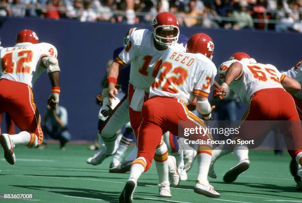 Bengal Reed 32 Tony Reed Photos and Premium High Res Pictures - Getty Images