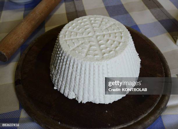 First plate of cheese, by chef Luigi Sorrentino in Osteria la Torre in Vico Equense.