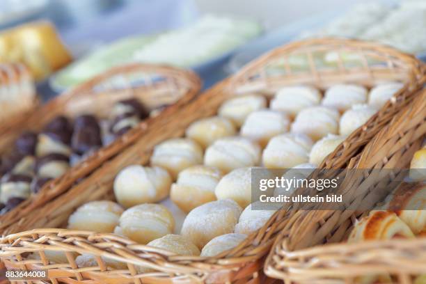 Food, Beverage, Donuts, mini donuts with vanilla cream, sonho