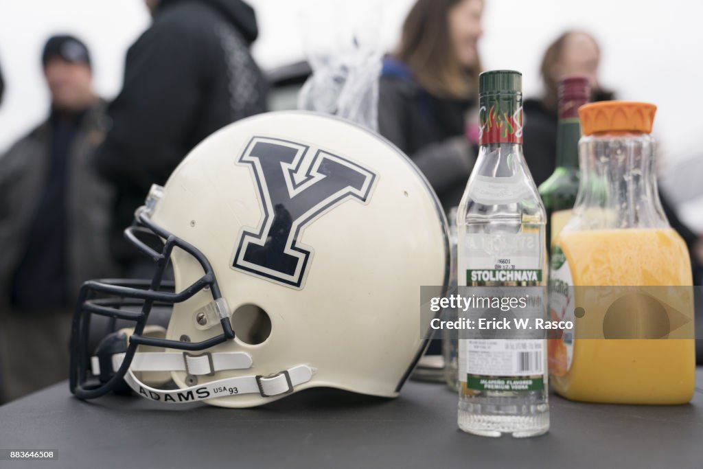 Yale University vs Harvard University