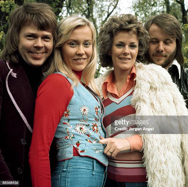 Björn Ulvaeus , Agnetha Fältskog , Anni-Frid Lyngstad, Benny Andersson of pop group Abba pose for a group shot in Copenhagen, Denmark in 1974.