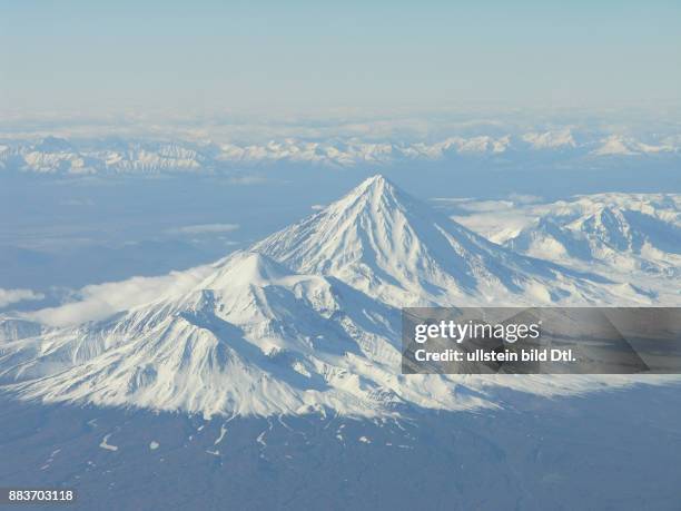 Russland, Ferner Osten, Halbinsel Kamtschatka, Berg Awatschinskaja Sopka, auch Gorelaja Sopka, Awatschinski oder Awatscha, Höhe 2741 m, aktiver...