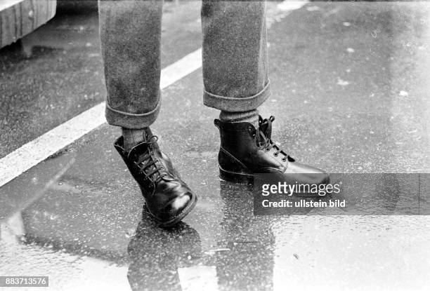 Gilbert O'Sullivan - Musiker, Sänger, GB - seine Schuhe