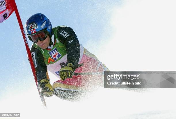 Sportler, Ski Alpin, Norwegen Weltcup in Sölden , Riesenslalom: in Aktion