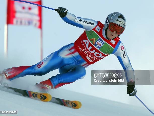Sportler, Ski Alpin; F Weltcup in Sölden, Riesenslalom: in Aktion