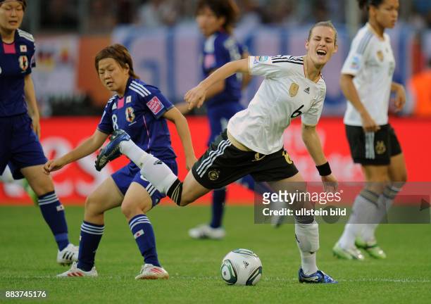 Deutschland - Japan Nahomi KAWASUMI gegen Simone LAUDEHR