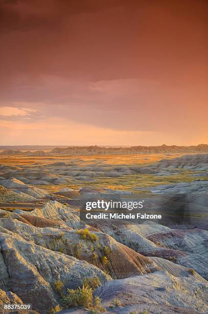 north dakota, theodore roosevelt national park - theodore roosevelt national park stockfoto's en -beelden