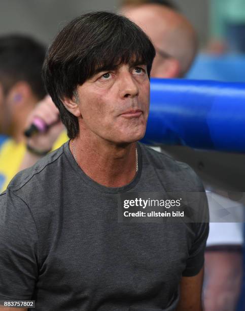 Euro 2016 GRUPPE C in LILE Deutschland - Ukraine Trainer Joachim Loew vor den Spiel