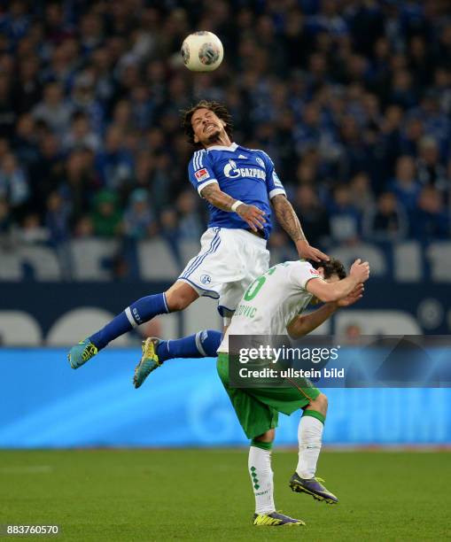 Schalke 04 - SV Werder Bremen Jermaine Jones gegen Zlatko Junuzovic