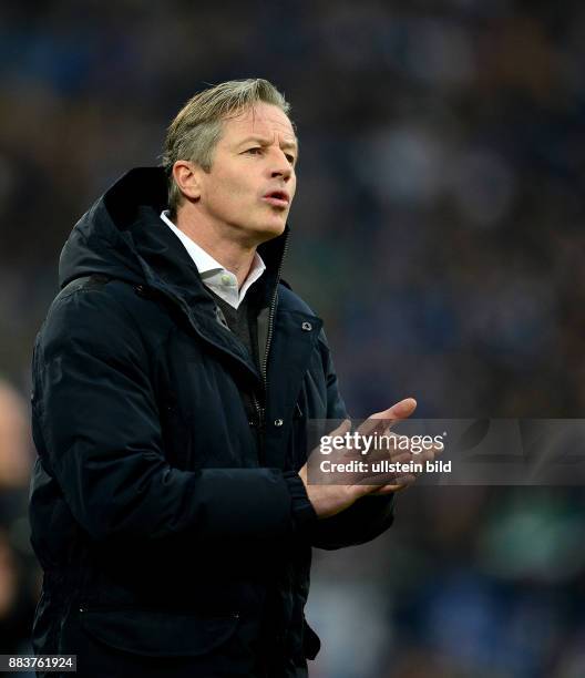 Schalke 04 - SC Freiburg Trainer Jens Keller