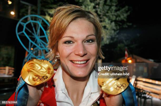 Olympische Winterspiele 2010 Vancouver Ski Alpin - Slalom Damen JUBEL, Zweifache Olympiasiegerin Maria Riesch