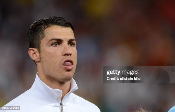 5,067 Cristiano Ronaldo 2012 Stock Photos, High-Res Pictures, and Images - Getty Images