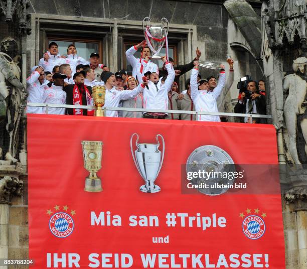 424 Fussball Party Stock Photos High Res Pictures And Images Getty 424-fussball-party-stock-photos-high-res-pictures-and-images-getty