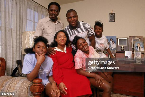 Portrait of Oklahoma State Barry Sanders family. Bill, father, Byron, brother, Elissa, sister, Gina, sister, Shirley, mother and Krista, sister....