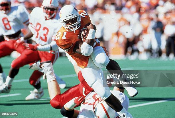 Oklahoma State Barry Sanders in action, rushing vs Nebraska. Lincoln, NE CREDIT: Doug Hoke