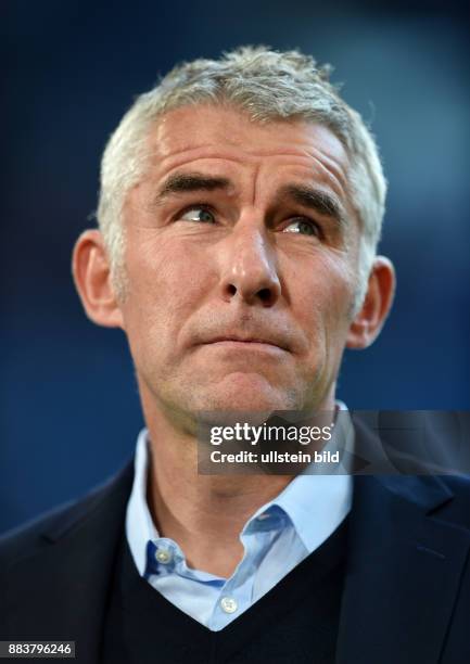 Hamburger SV - Greuther Fuerth Trainer Mirko Slomka