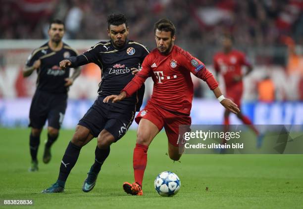 Bayern Muenchen - Dinamo Zagreb El Arabi Hilal Soudani gegen Juan Bernat