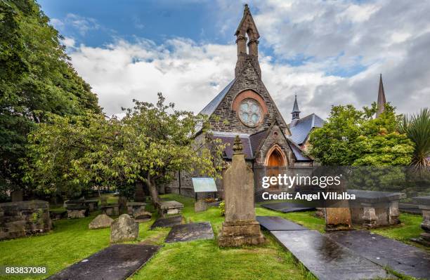 derry. st. augustine church - londonderry - fotografias e filmes do acervo