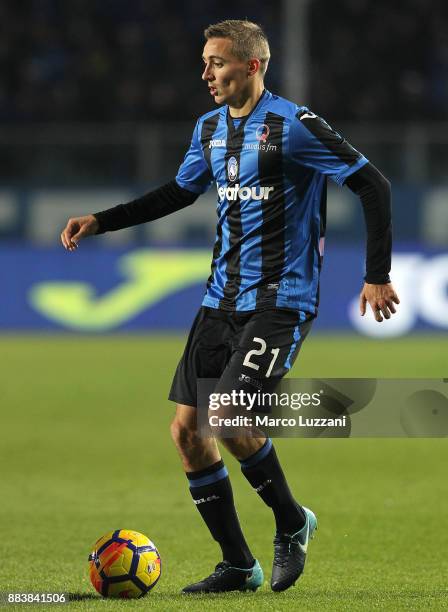 Timothy Castagne of Atalanta BC in action during the Serie A match between Atalanta BC and Benevento Calcio at Stadio Atleti Azzurri d'Italia on...