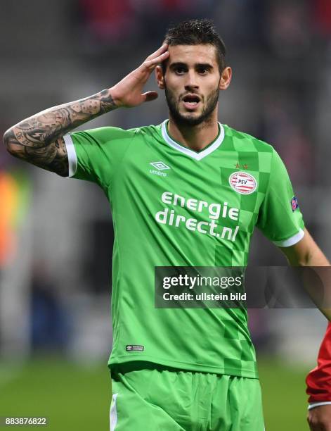 Bayern Muenchen - PSV Eindhoven Gaston Pereiro