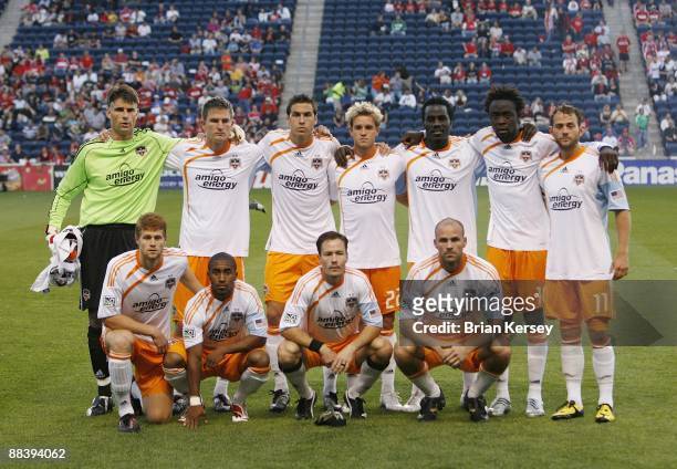 Houston Dynamo starting 11 before the game against the Chicago Fire at Toyota Park on June 5, 2009 in Bridgeview, Illinois. Pictured are Pat Onstad,...