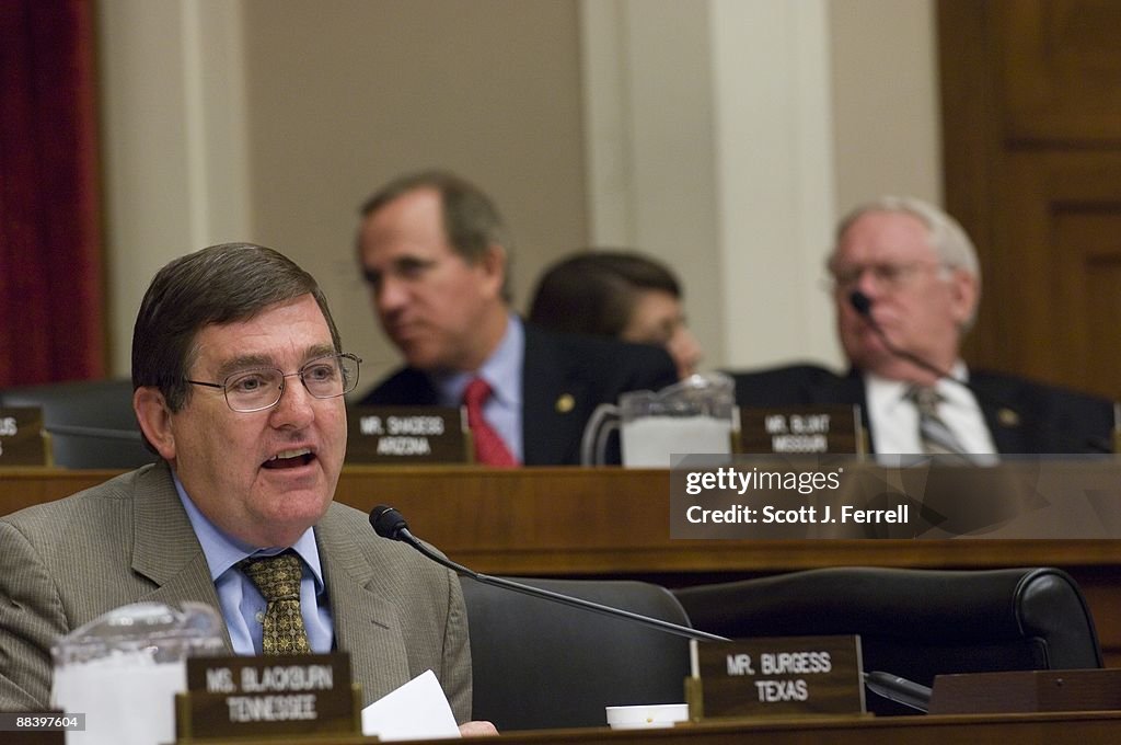 House Panel Considers Food Safety Bill