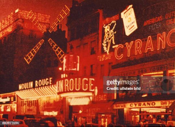 Frankreich, 50er / 60er Jahre, Stadtaufnahme, Moulin Rouge