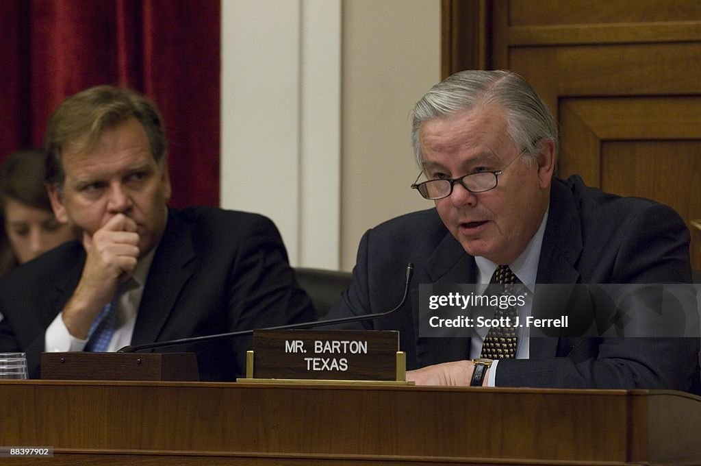 House Panel Considers Food Safety Bill