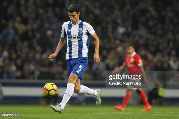 Porto's Spanish defender Ivan Marcano during the Premier League 2016/17 match between FC Porto and SL Benfica, at Dragao Stadium in Porto on December...