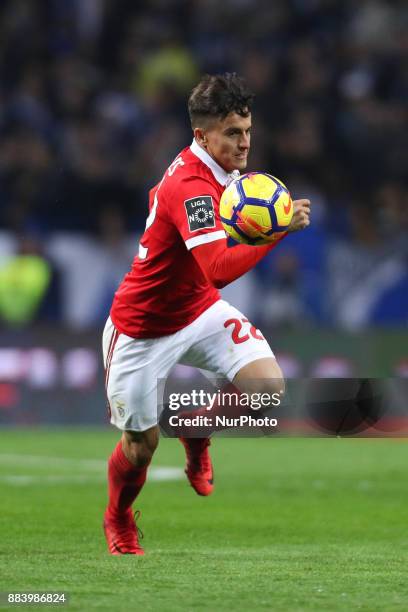 Benfica's Argentinian forward Franco Cervi in action during the Premier League 2016/17 match between FC Porto and SL Benfica, at Dragao Stadium in...