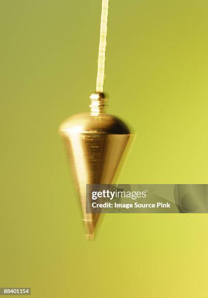 pendulum - pendel stock-fotos und bilder