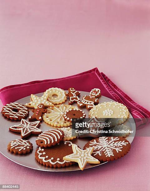 plate of holiday cookies - christina plate bildbanksfoton och bilder