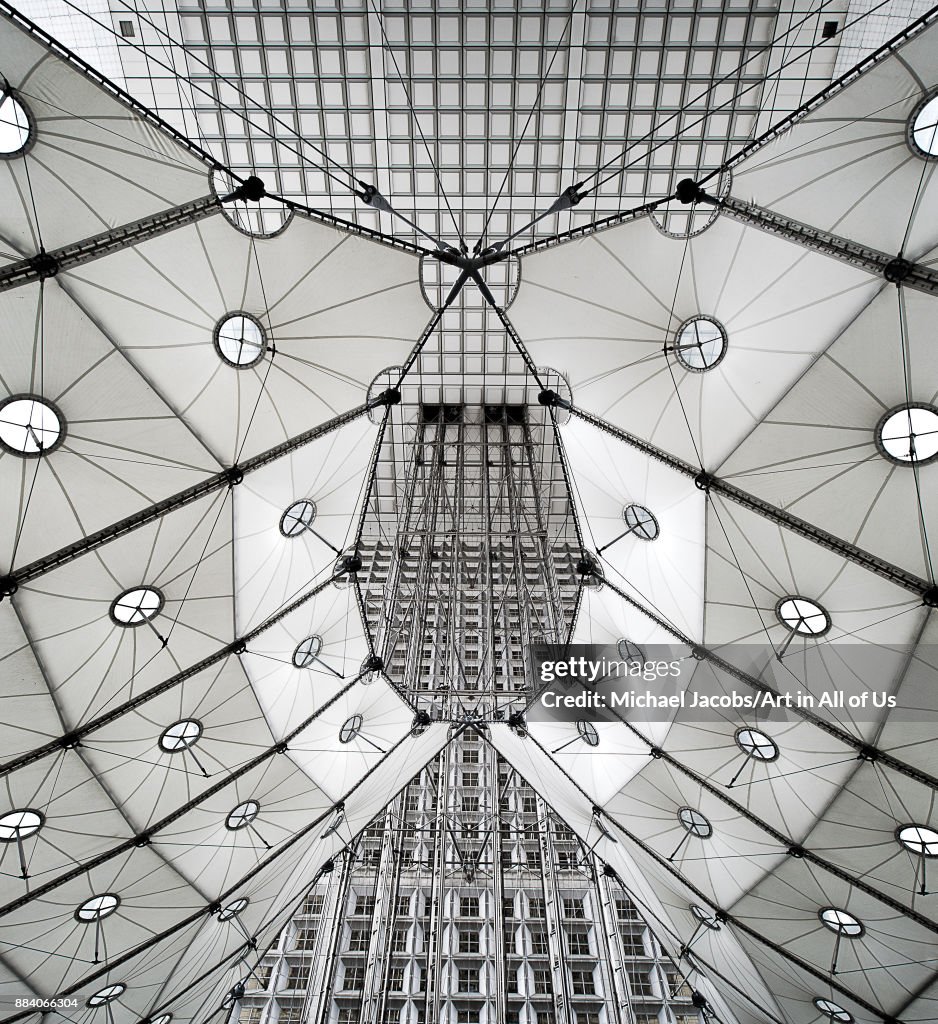 Grande Arche de La Défense in Paris, France