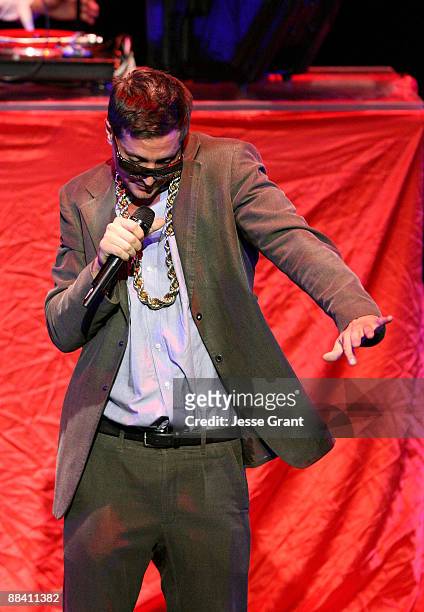 Singer Simon Rex aka "Dirt Nasty" performs onstage at Hollywood Life's 11th Annual Young Hollywood Awards at The Eli and Edythe Broad Stage on June...