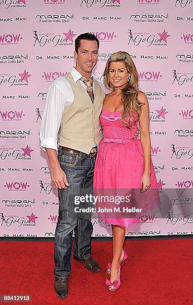 Jeff Reeves 688 Jennifer Reeves Stock Photos, High-Res Pictures, and Images - Getty ...