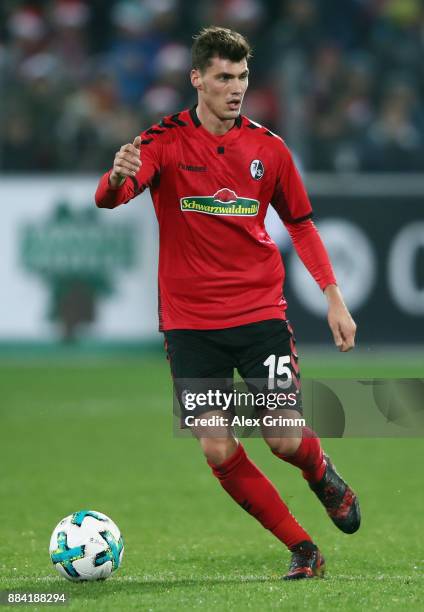 Pascal Stenzel of Freiburg controls the ball during the Bundesliga match between Sport-Club Freiburg and Hamburger SV at Schwarzwald-Stadion on...