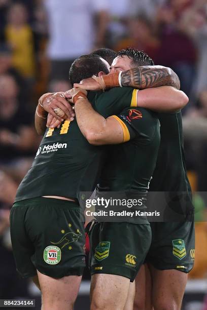 The Kangaroos celebrate winning the 2017 Rugby League World Cup Final between the Australian Kangaroos and England at Suncorp Stadium on December 2,...