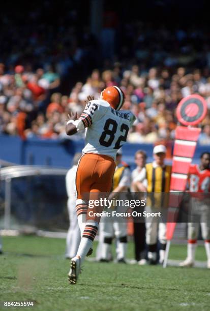 Tight End Ozzie Newsome of the Cleveland Browns in action against the Atlanta Falcons during an NFL football game September 27, 1981 at Cleveland...