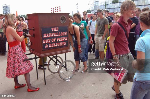 Photo of FANS and FESTIVALS and LOWLANDS FESTIVAL, Street theatre, The Marvellous box of Peeps and Delights